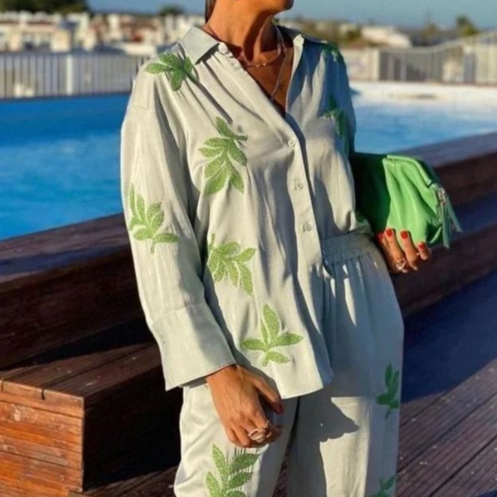 NWT LEAF EMBROIDERED SHIRT BLUE 4786/245.